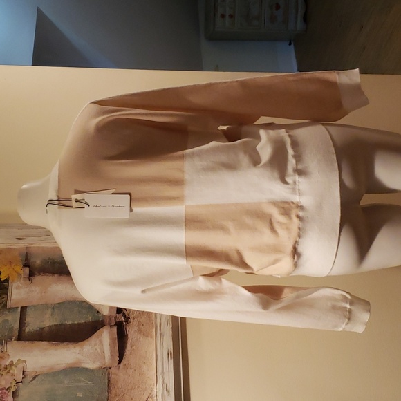 Chelsea & Theodore Sweater - Picture 7 of 10